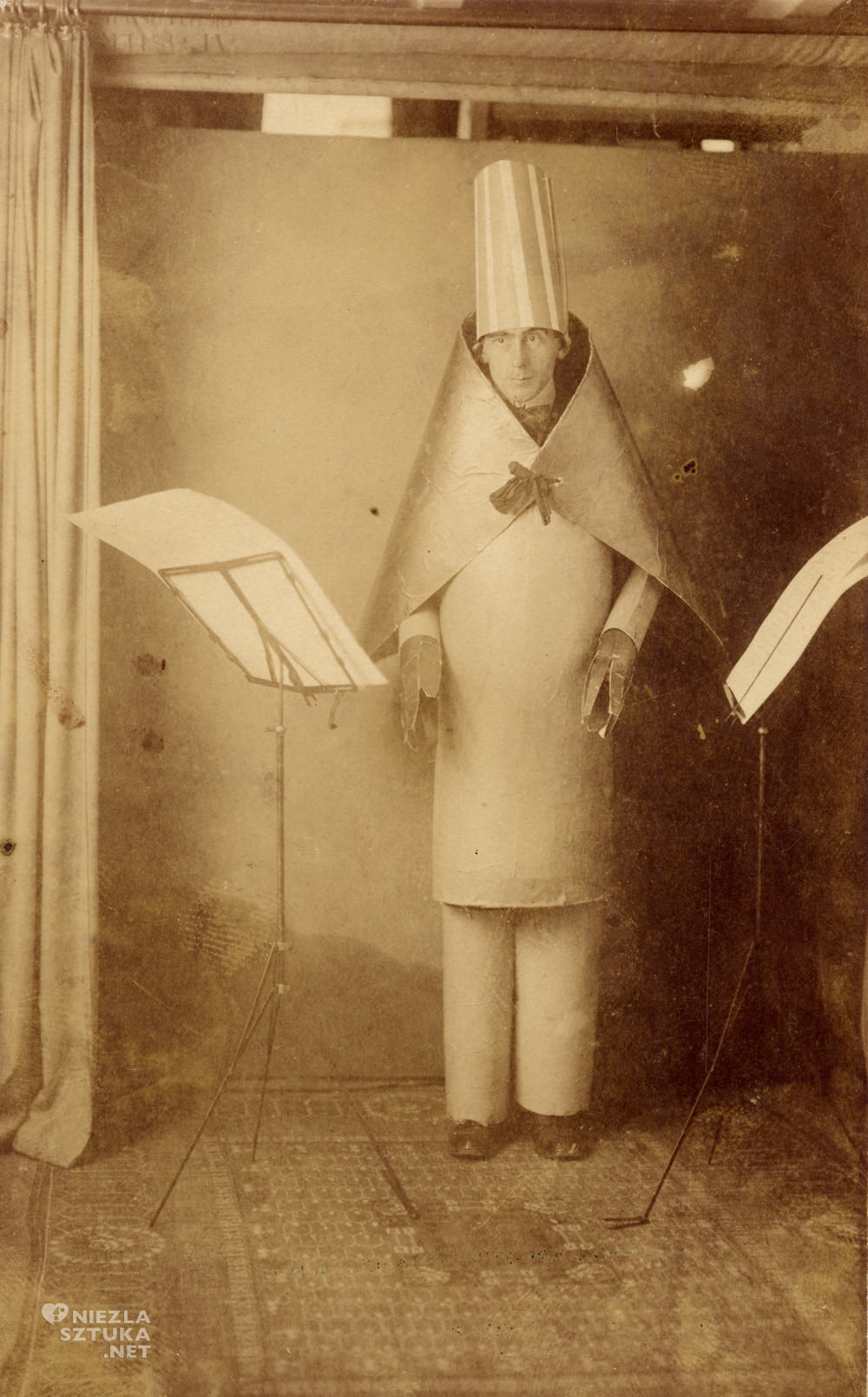 Hugo Ball, dadaizm, Zurych, Cabaret Voltaire, Niezła Sztuka